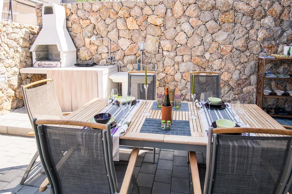 Luxury Spa Apartment Luna Njivice Quarto foto